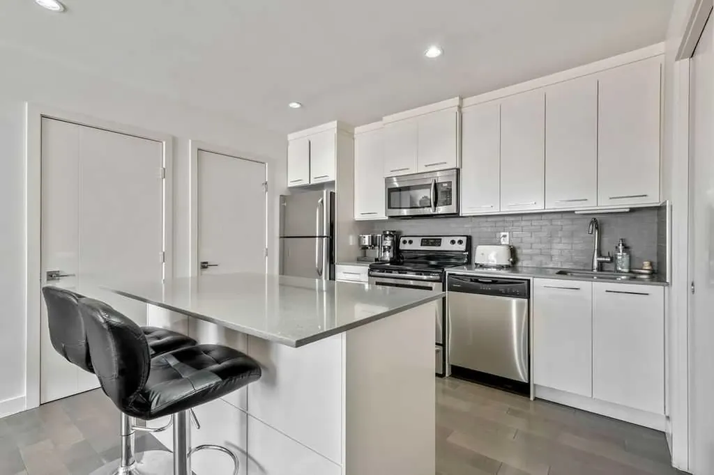 122 13 Street NE Calgary AB T2E 4S1