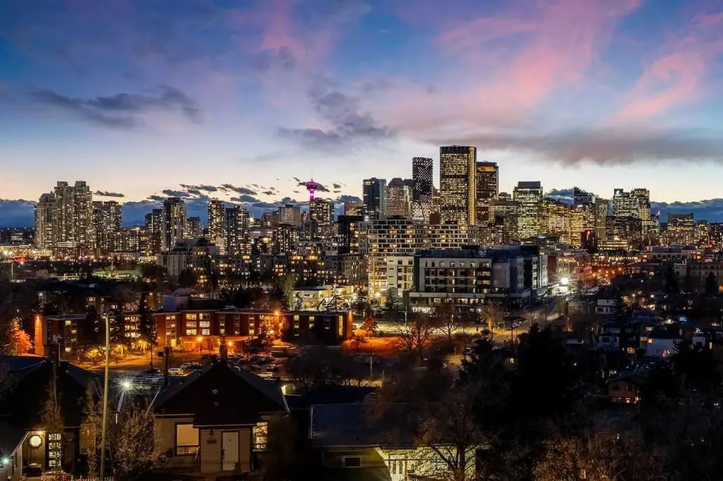 122 13 Street NE Calgary AB T2E 4S1