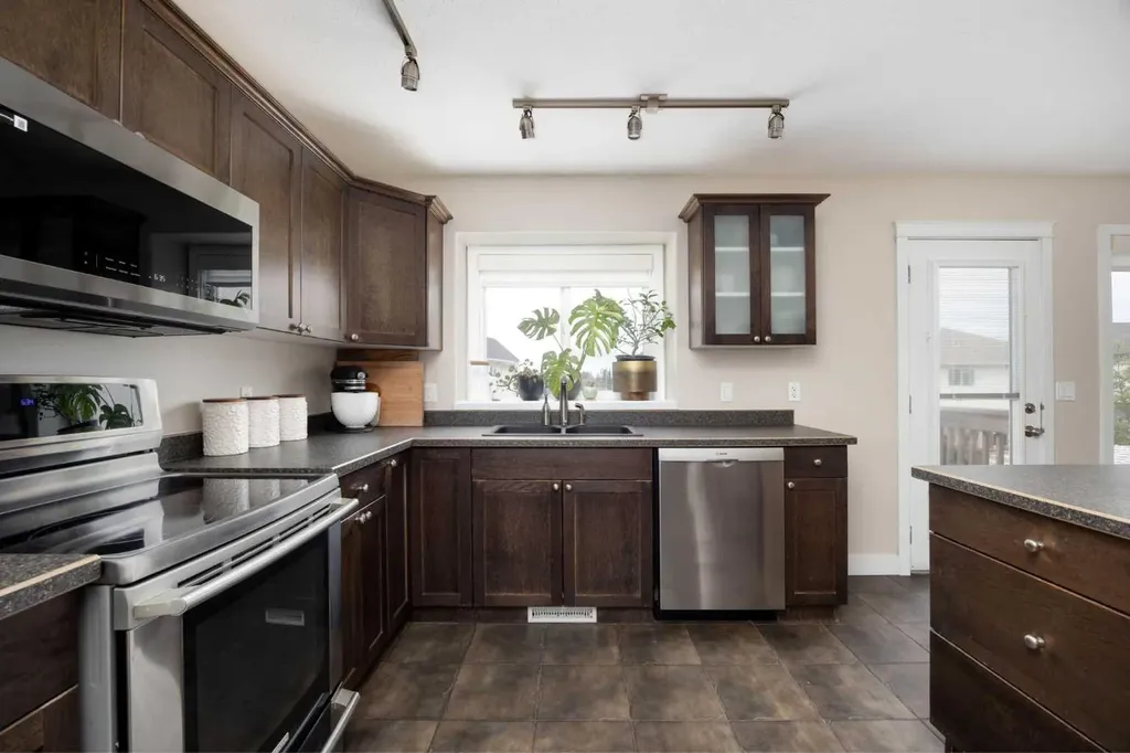 360 Fireweed Crescent Fort Mcmurray AB T9K 0J6