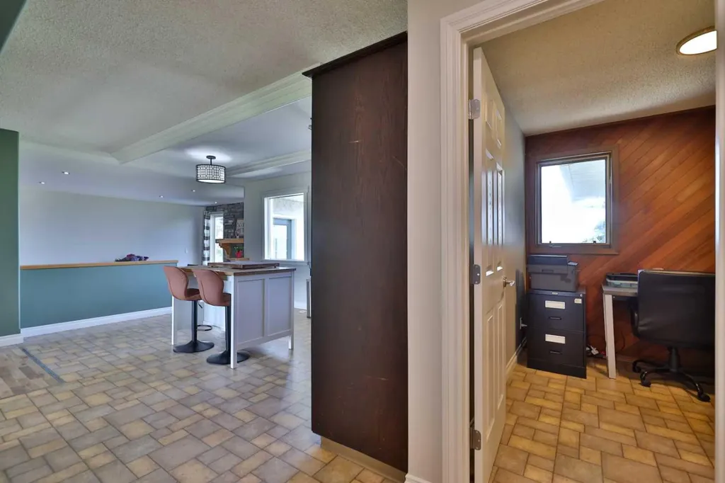 21072 474 Township Rural Camrose County AB T4V 1X3