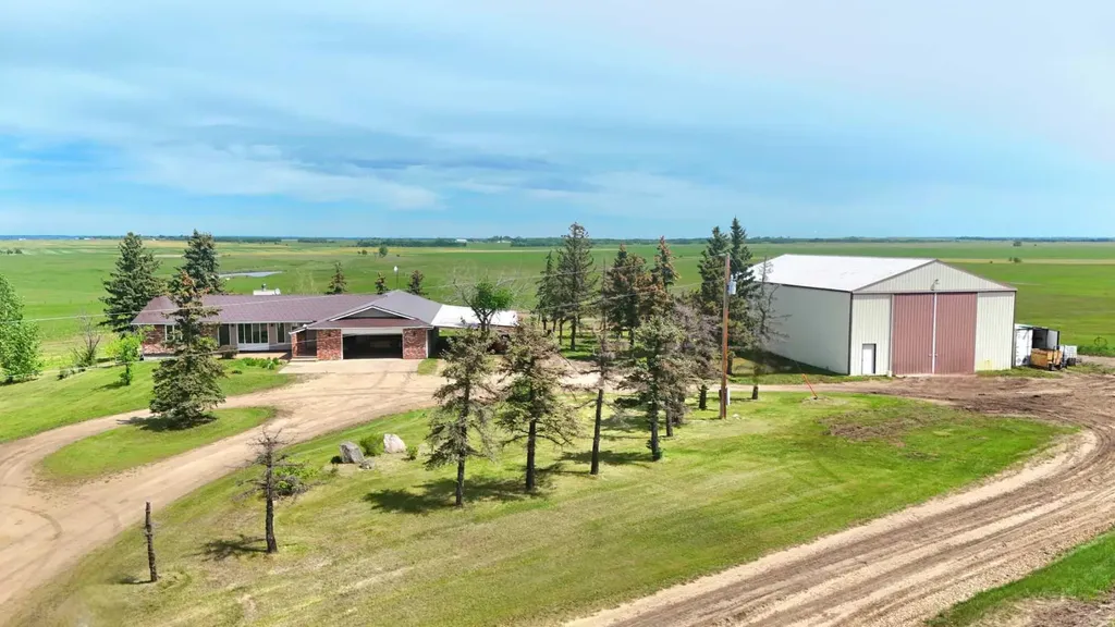 21072 474 Township Rural Camrose County AB T4V 1X3