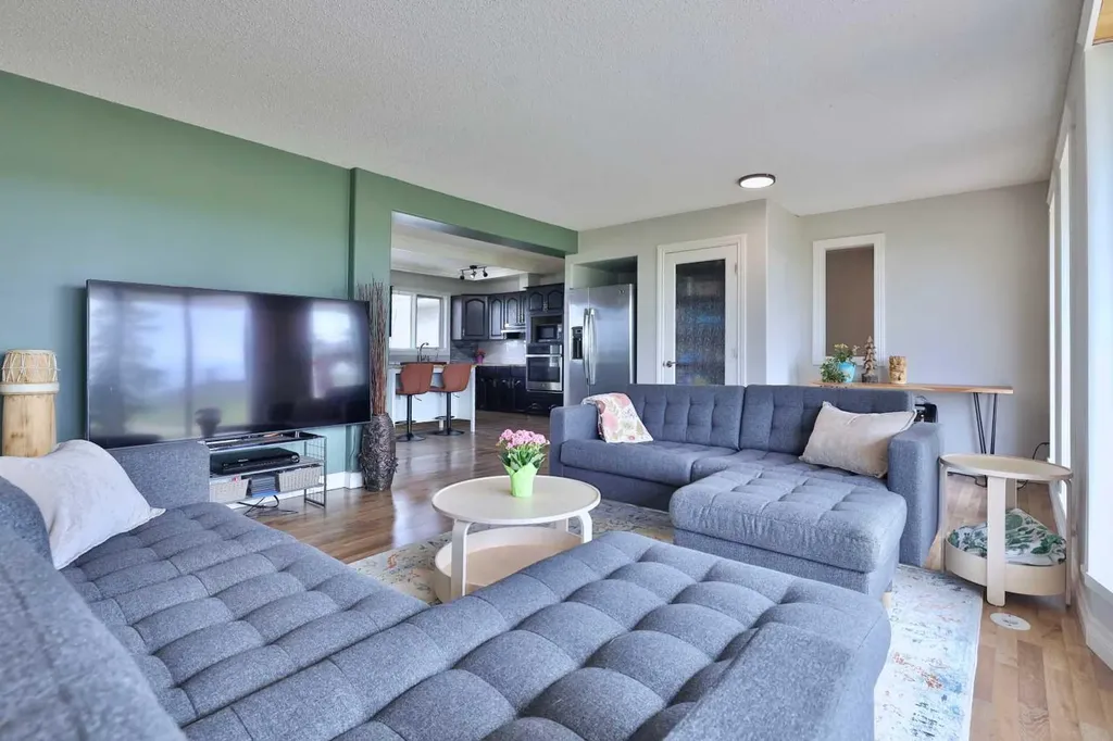 21072 474 Township Rural Camrose County AB T4V 1X3