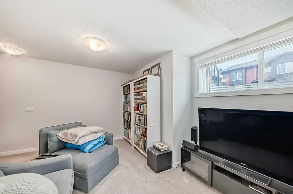 31 Red Embers Parade NE Calgary AB T3N1E9