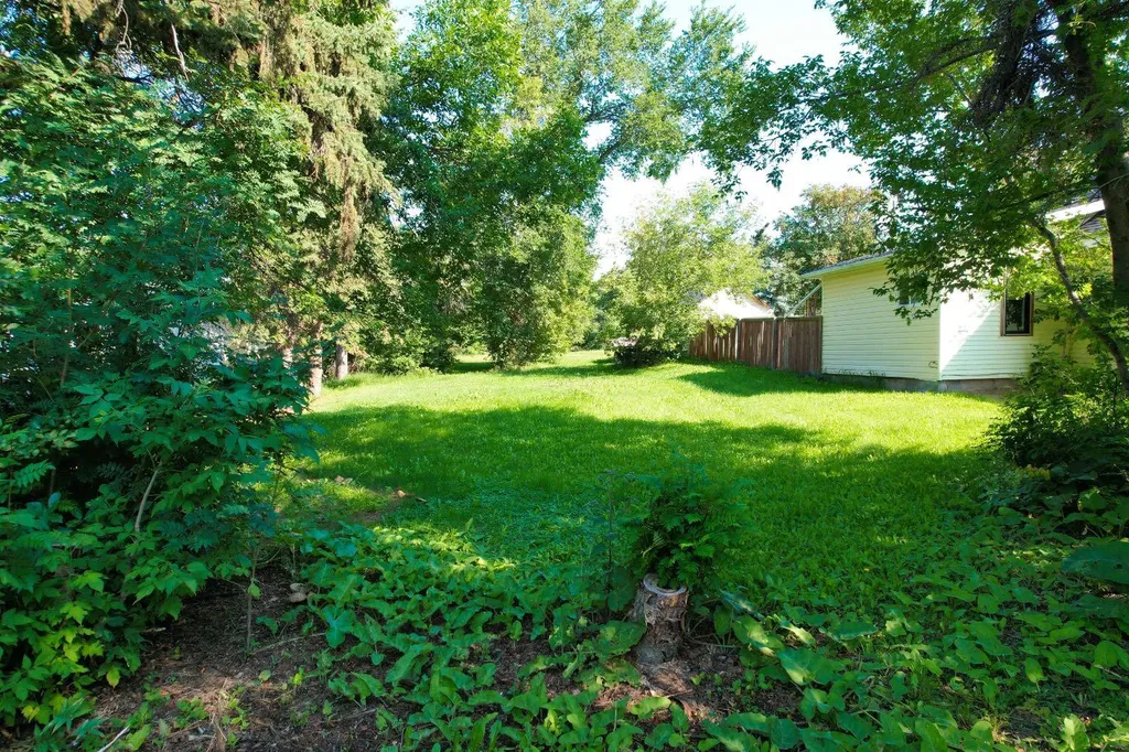3208 Olson Street Donalda AB T0B 1H0