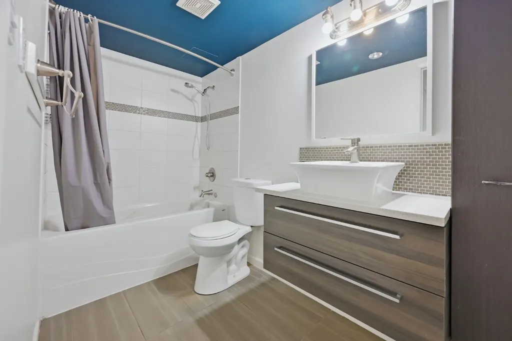 1335 12 Avenue SW Calgary AB T3C 3P7