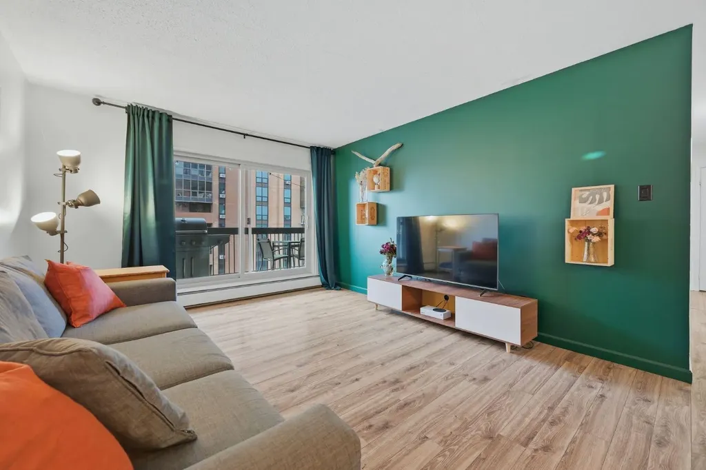 1335 12 Avenue SW Calgary AB T3C 3P7