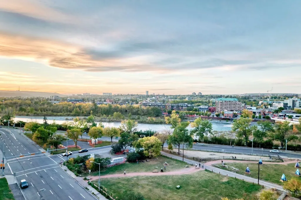 1025 5 Avenue SW Calgary AB T2P1N4