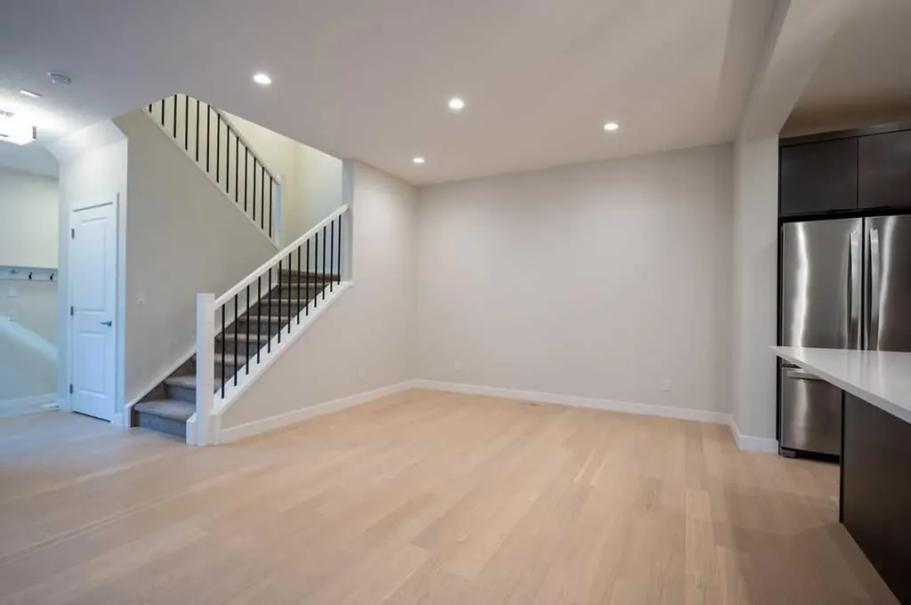 146 Alpine Drive SW Calgary AB T2Y 0V4
