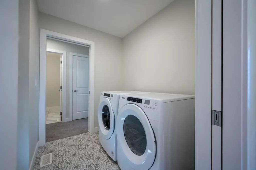 146 Alpine Drive SW Calgary AB T2Y 0V4