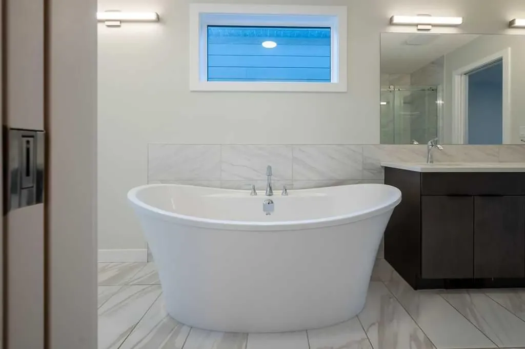 146 Alpine Drive SW Calgary AB T2Y 0V4