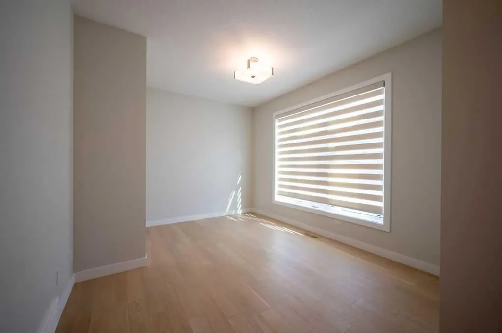 146 Alpine Drive SW Calgary AB T2Y 0V4