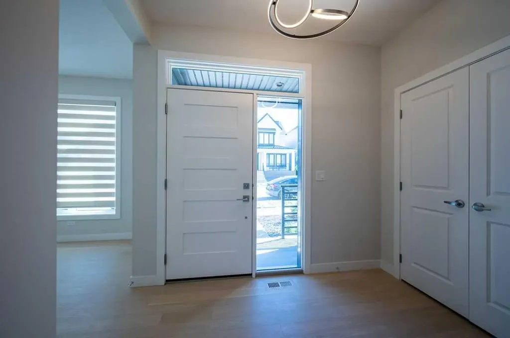 146 Alpine Drive SW Calgary AB T2Y 0V4