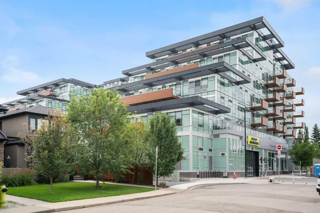 110 18a Street NW Calgary AB T2N 5G5
