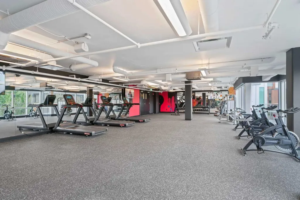 110 18a Street NW Calgary AB T2N 5G5