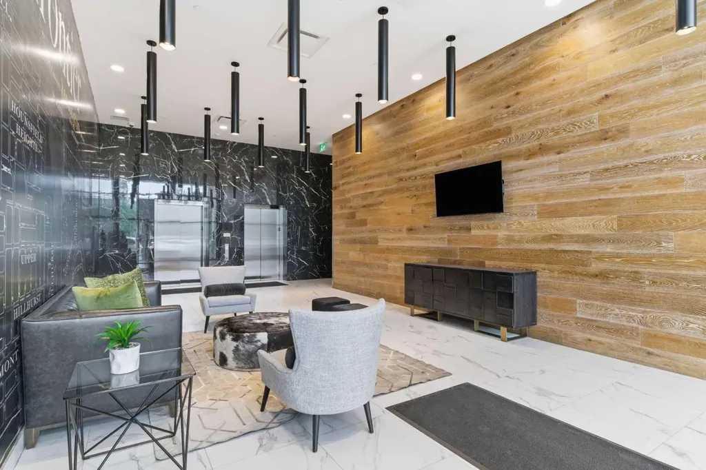 110 18a Street NW Calgary AB T2N 5G5