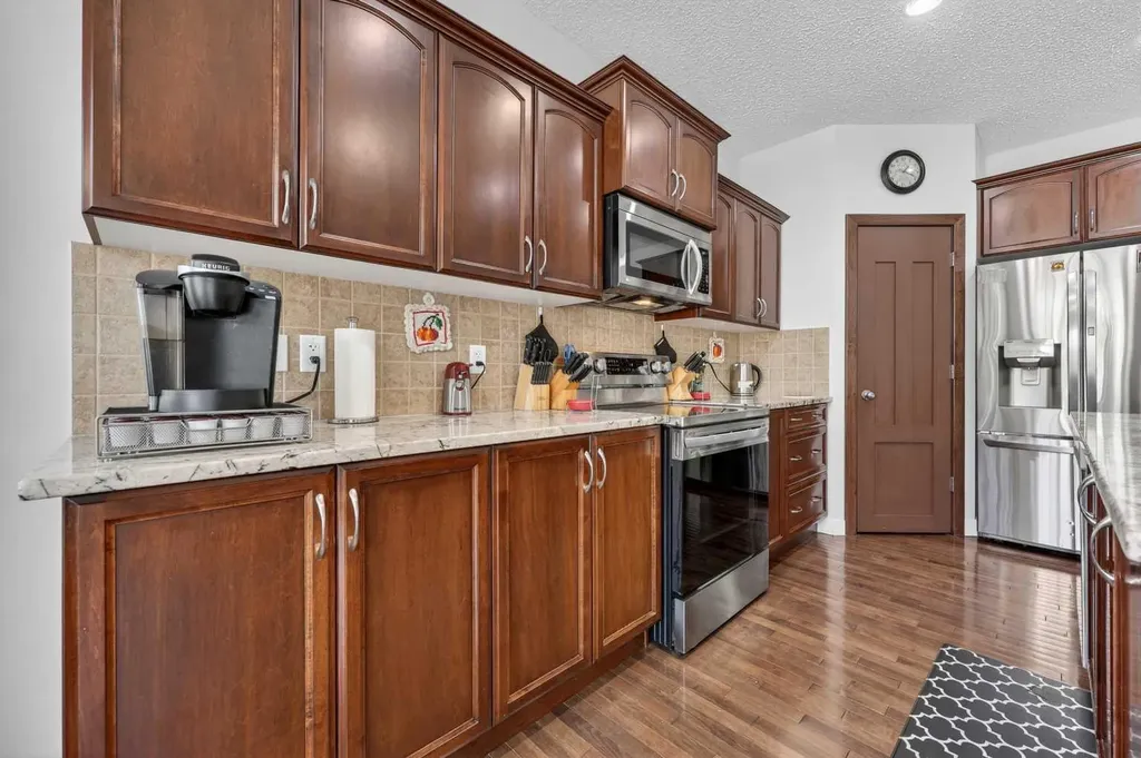 64 Cranridge Crescent SE Calgary AB T3M 0J1