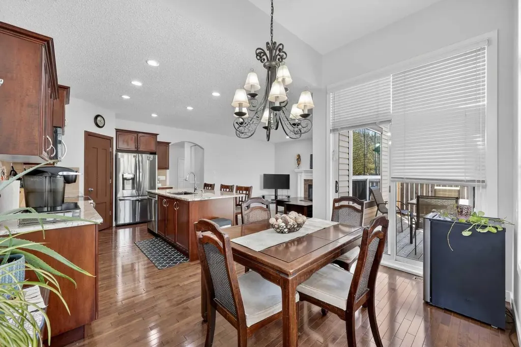 64 Cranridge Crescent SE Calgary AB T3M 0J1