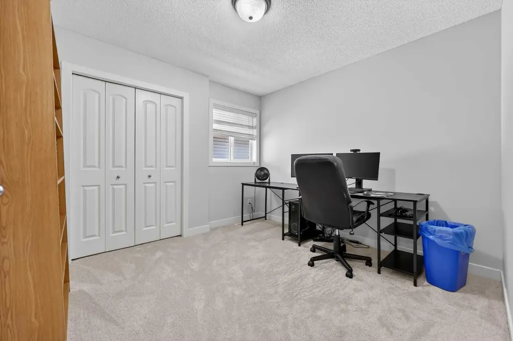 64 Cranridge Crescent SE Calgary AB T3M 0J1
