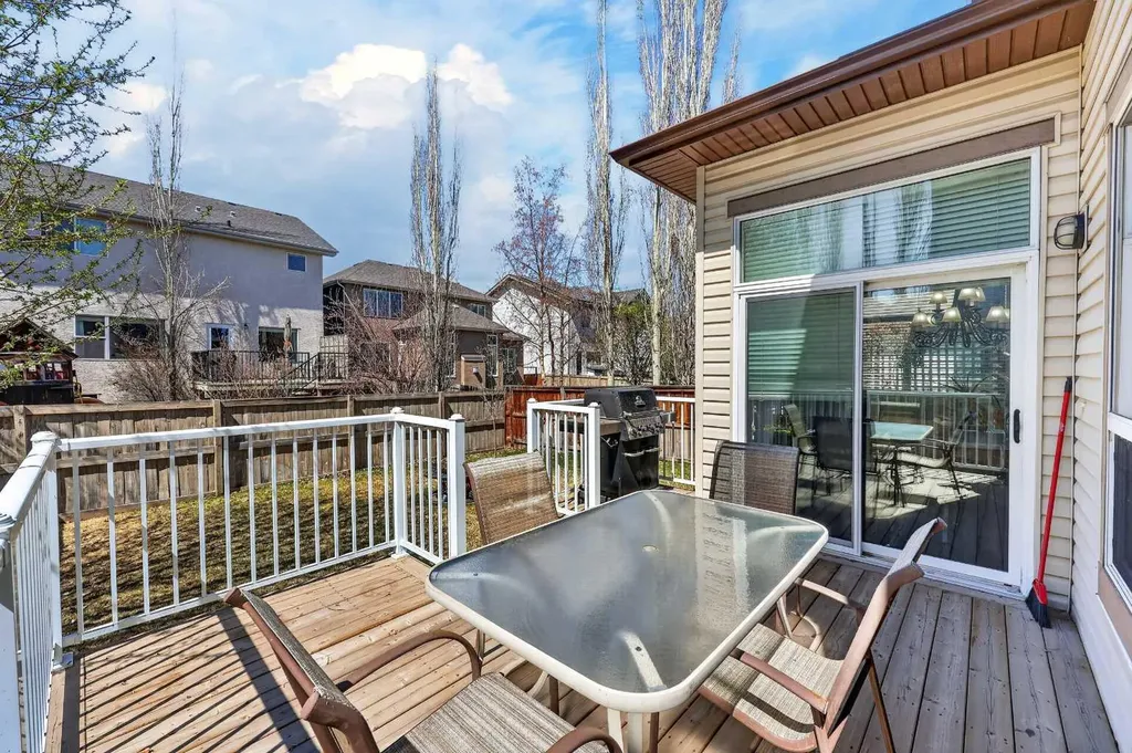 64 Cranridge Crescent SE Calgary AB T3M 0J1