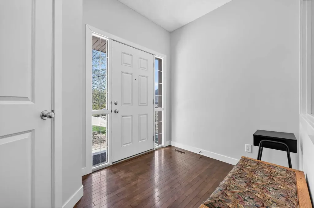 64 Cranridge Crescent SE Calgary AB T3M 0J1