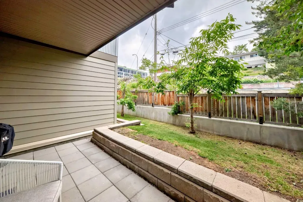 4303 1 Street NE Calgary AB T2E 7M3