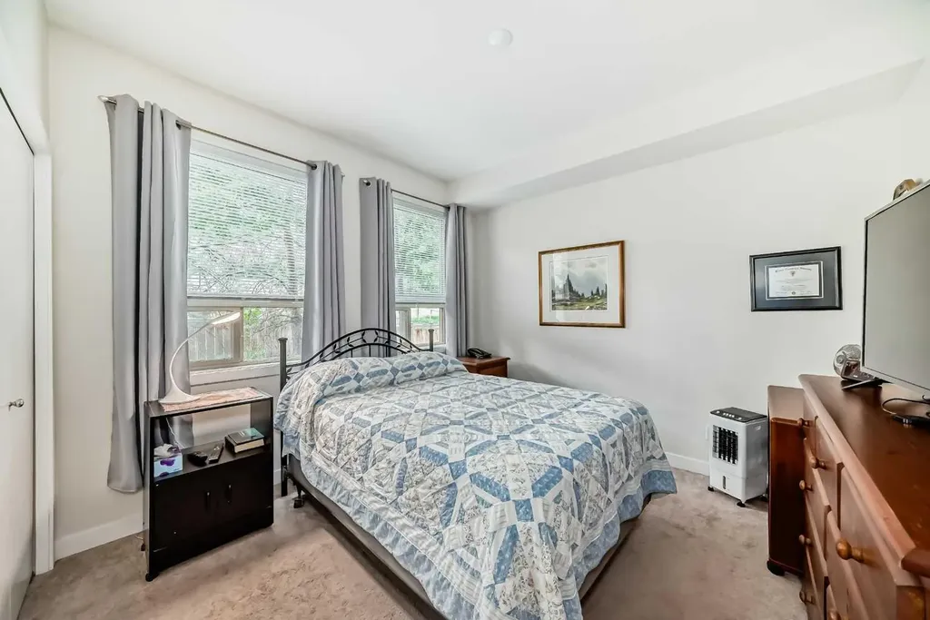 4303 1 Street NE Calgary AB T2E 7M3