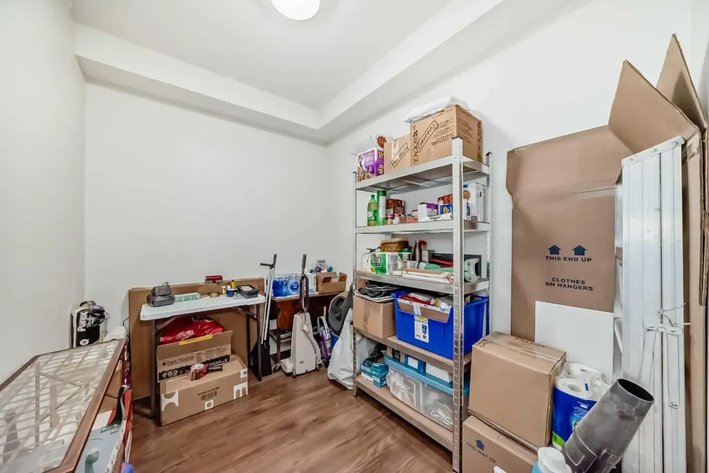 4303 1 Street NE Calgary AB T2E 7M3