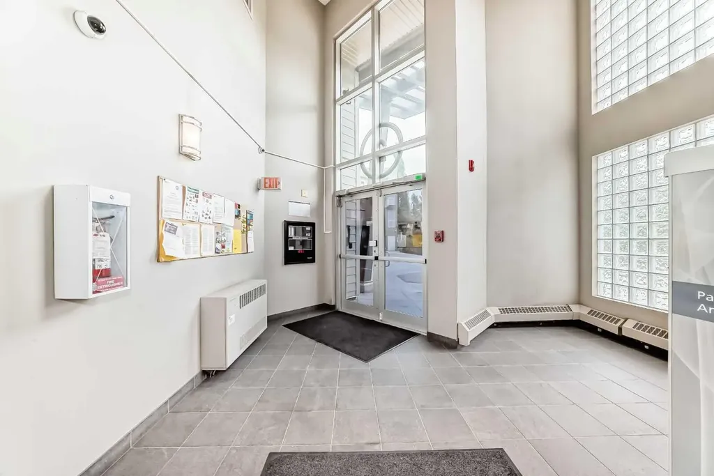 4303 1 Street NE Calgary AB T2E 7M3