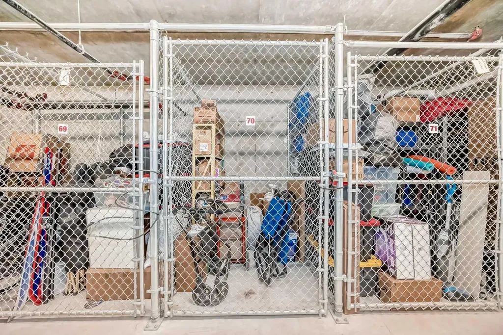 4303 1 Street NE Calgary AB T2E 7M3