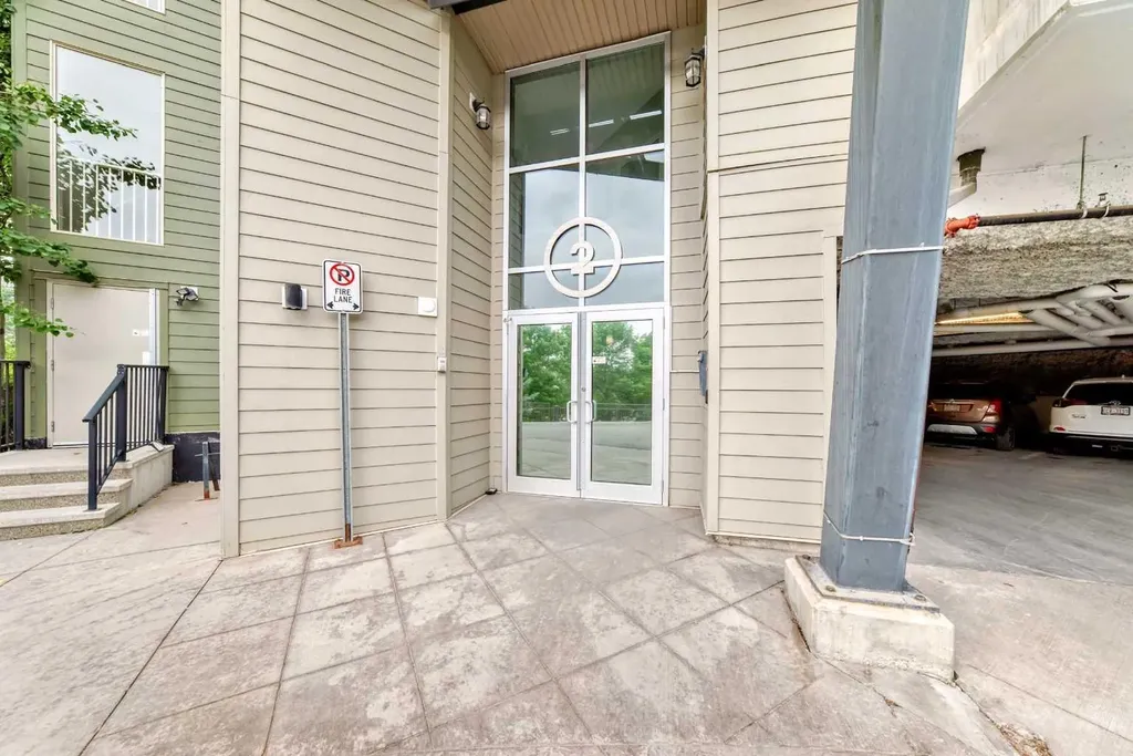 4303 1 Street NE Calgary AB T2E 7M3