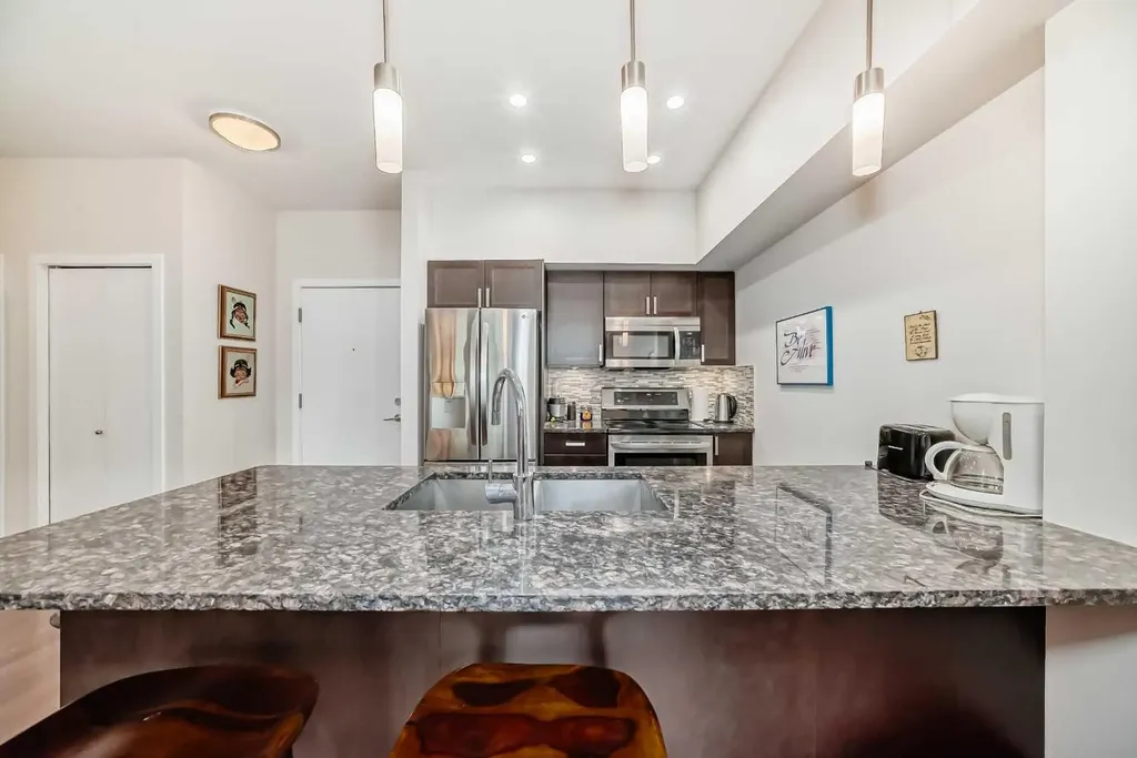 4303 1 Street NE Calgary AB T2E 7M3