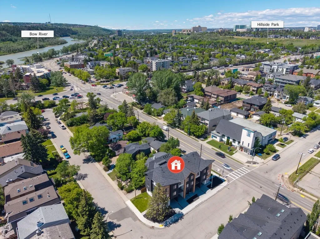 2402 Westmount Road NW Calgary AB T2N 3N8