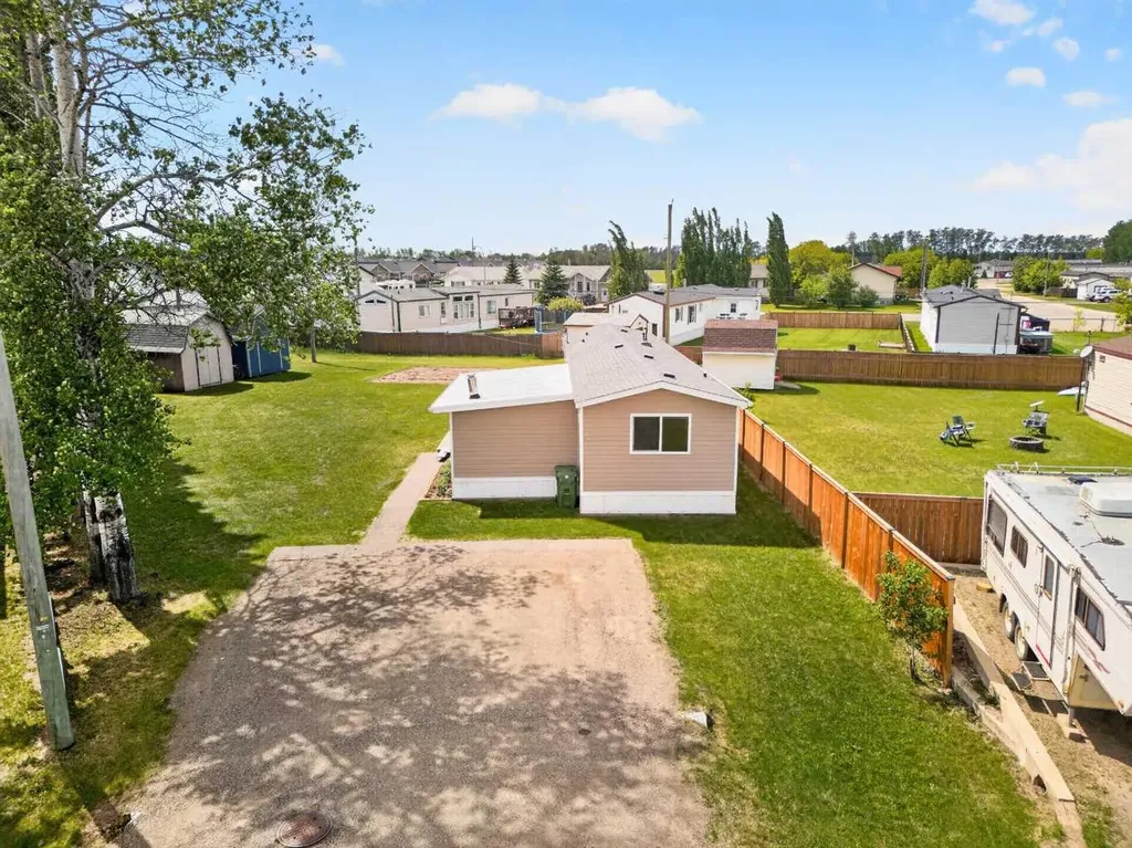 10717 102 Avenue La Crete AB T0H2H0