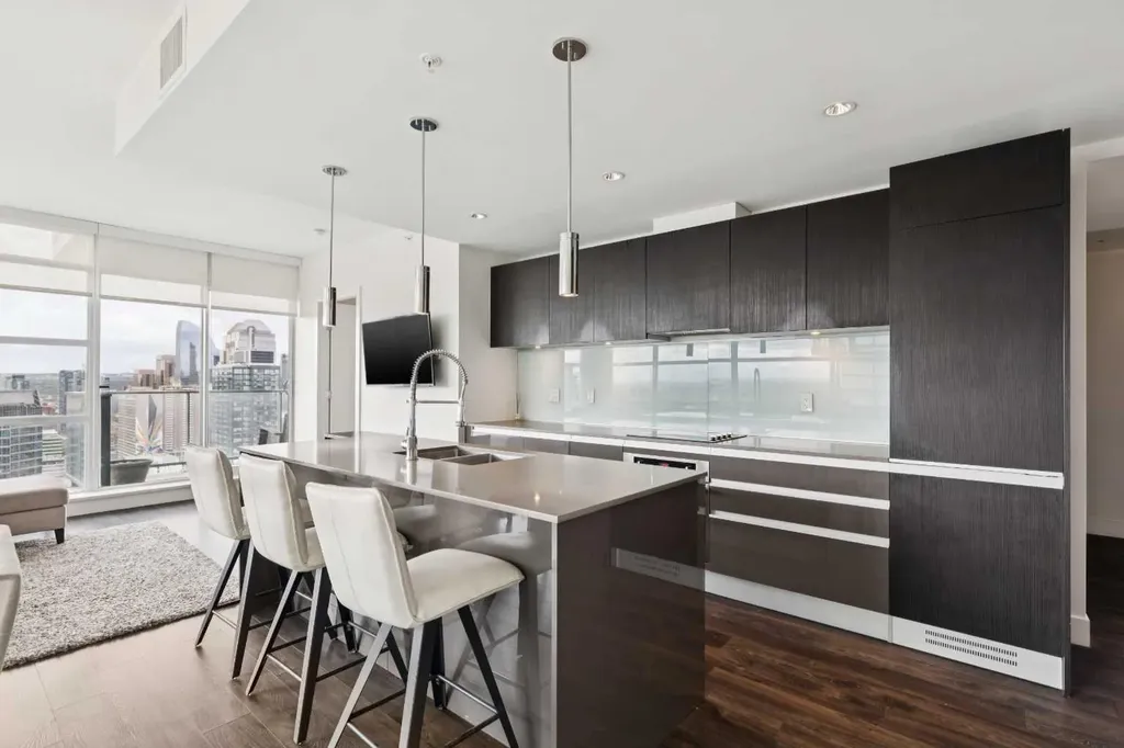 1122 3 Street SE Calgary AB T2G1H7