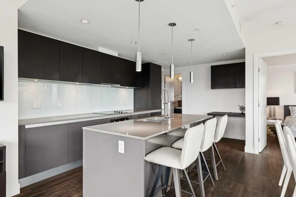 1122 3 Street SE Calgary AB T2G1H7