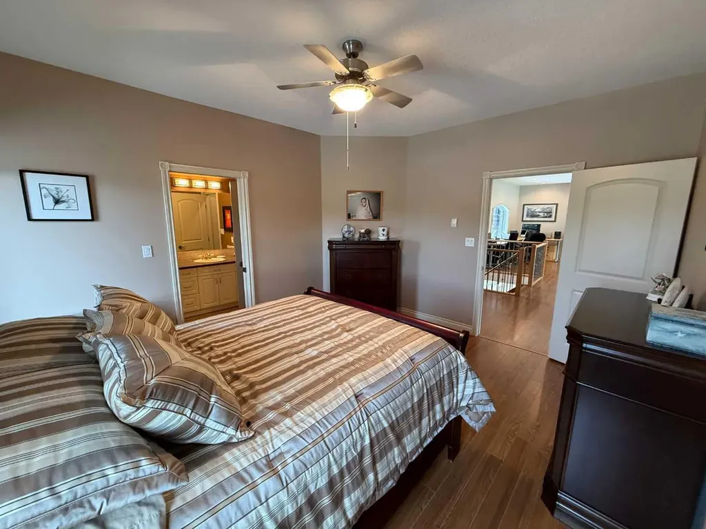 102 Appleyad Cove Hinton AB T7V1Y8