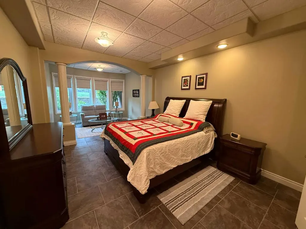 102 Appleyad Cove Hinton AB T7V1Y8