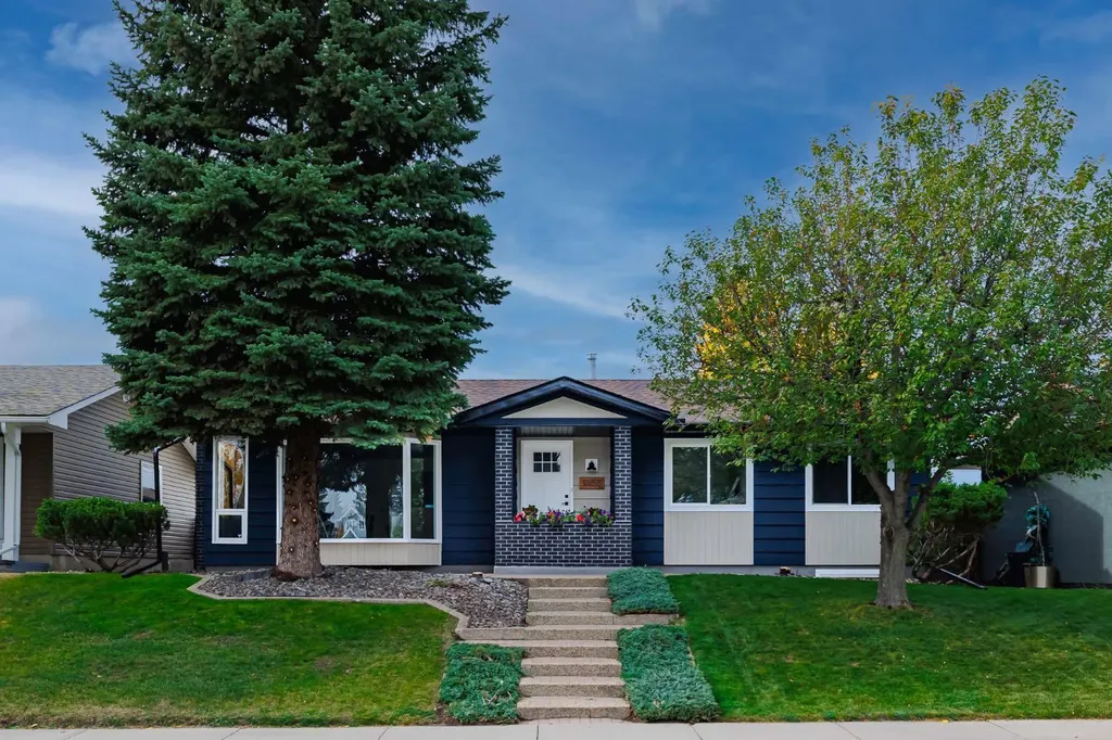 13255 Lake Lucerne Road SE Calgary AB T2J 3J8
