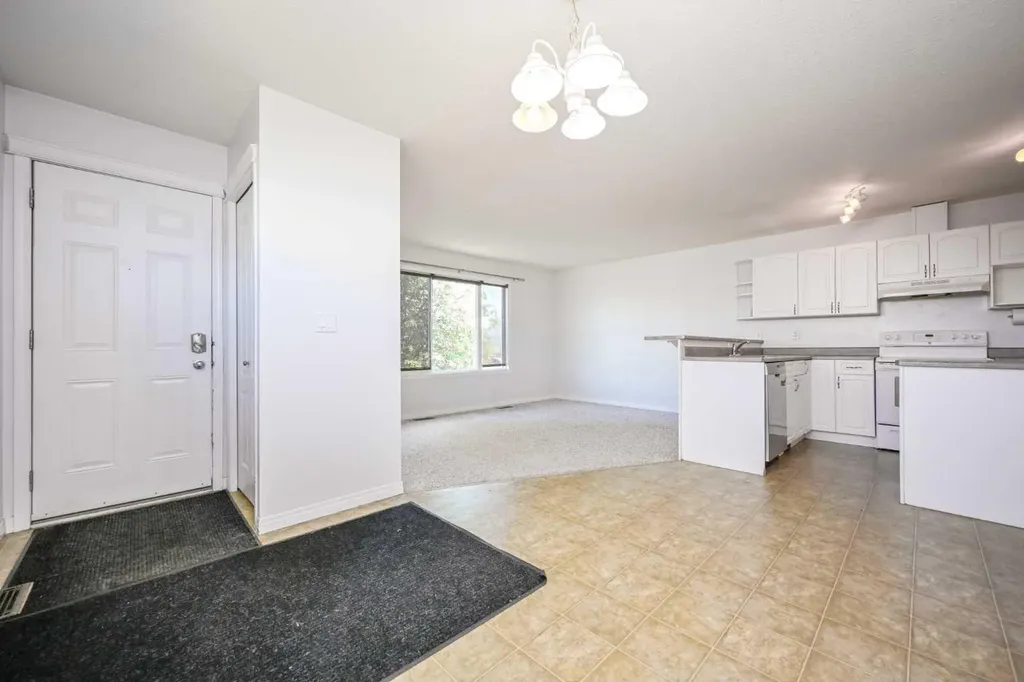 9627 91 Street Grande Prairie AB T8X1V2