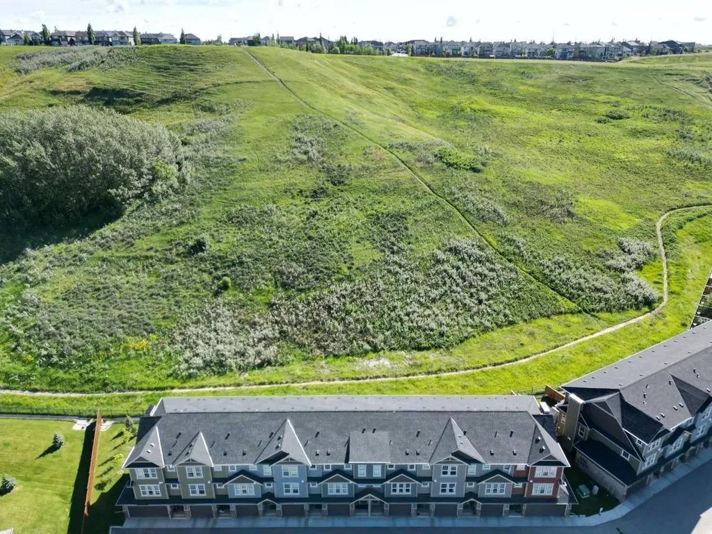 272 Cranbrook Square SE Calgary AB T3M3K8