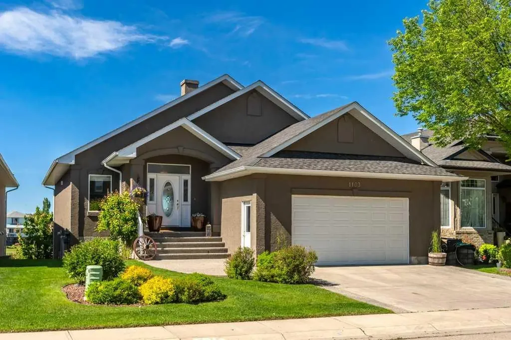 1103 Highland Green View NW High River AB T1V 1V8