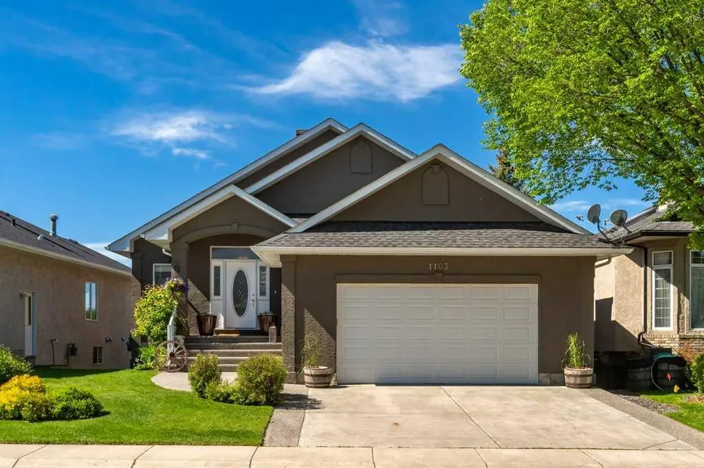 1103 Highland Green View NW High River AB T1V 1V8