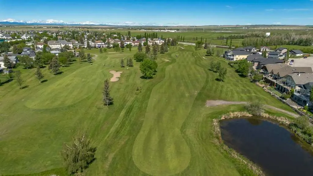1103 Highland Green View NW High River AB T1V 1V8