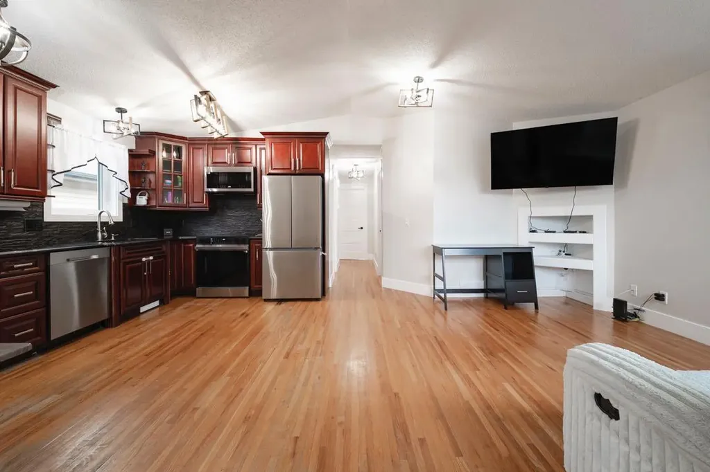 280 Diefenbaker Drive Fort Mcmurray AB T9K 2J9