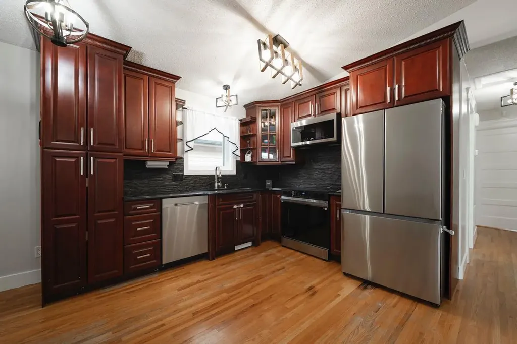 280 Diefenbaker Drive Fort Mcmurray AB T9K 2J9