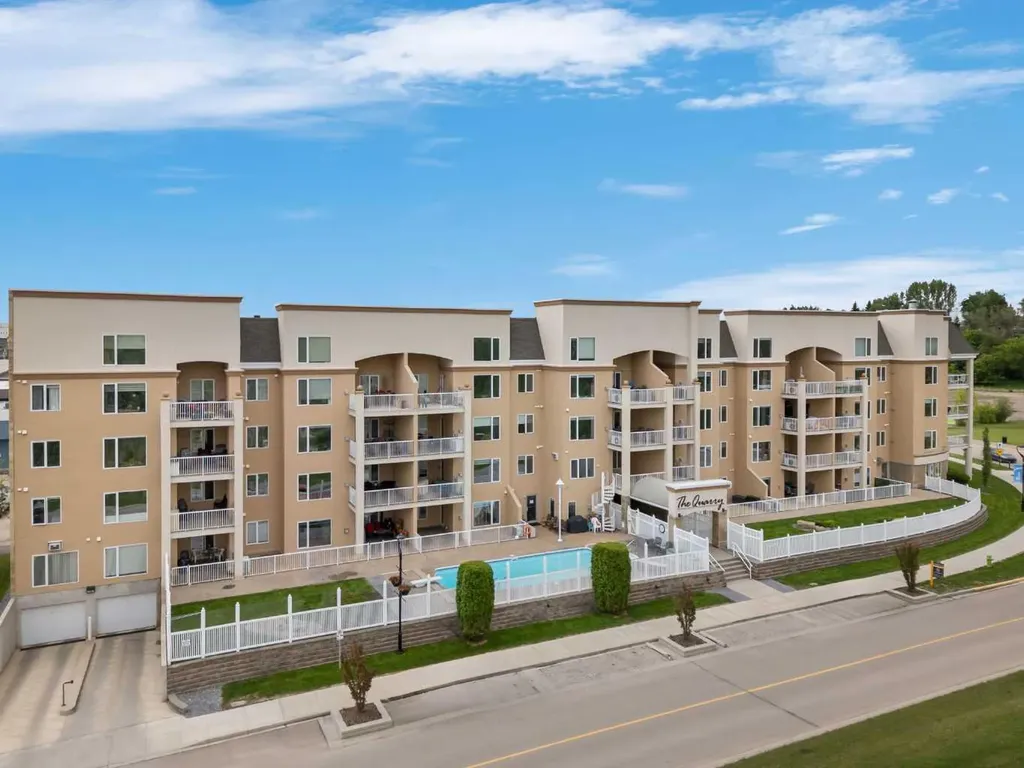 5590 45 Street Red Deer AB T4N7C4