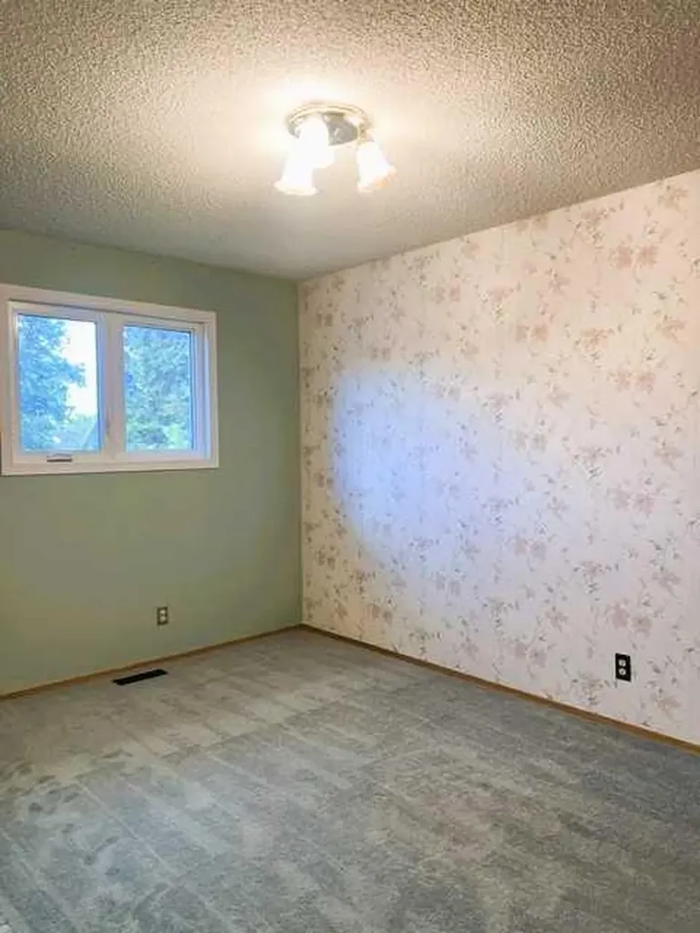 4612 Womacks Road Blackfalds AB T0M 0J0