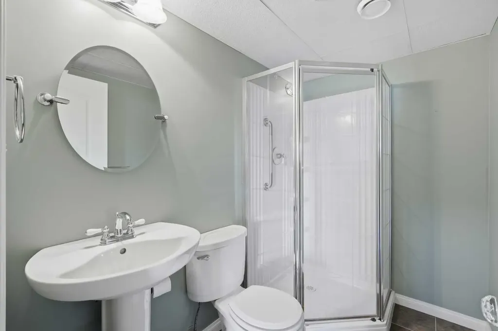 4612 Womacks Road Blackfalds AB T0M 0J0