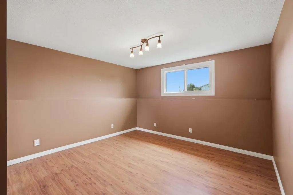 4612 Womacks Road Blackfalds AB T0M 0J0