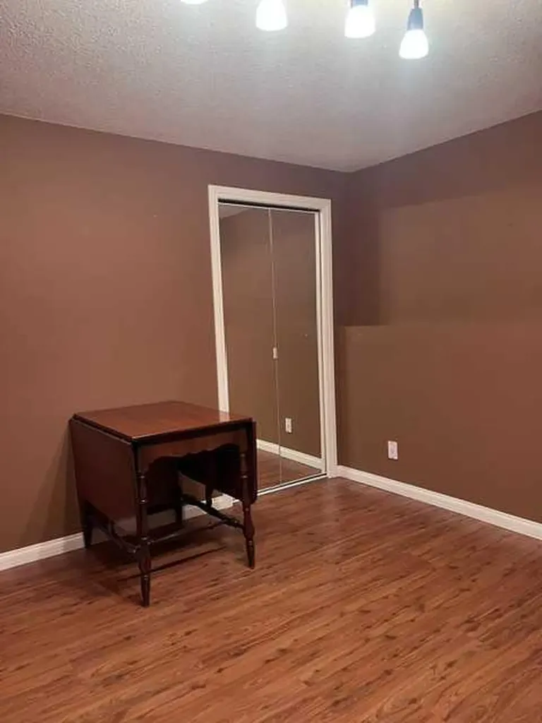 4612 Womacks Road Blackfalds AB T0M 0J0